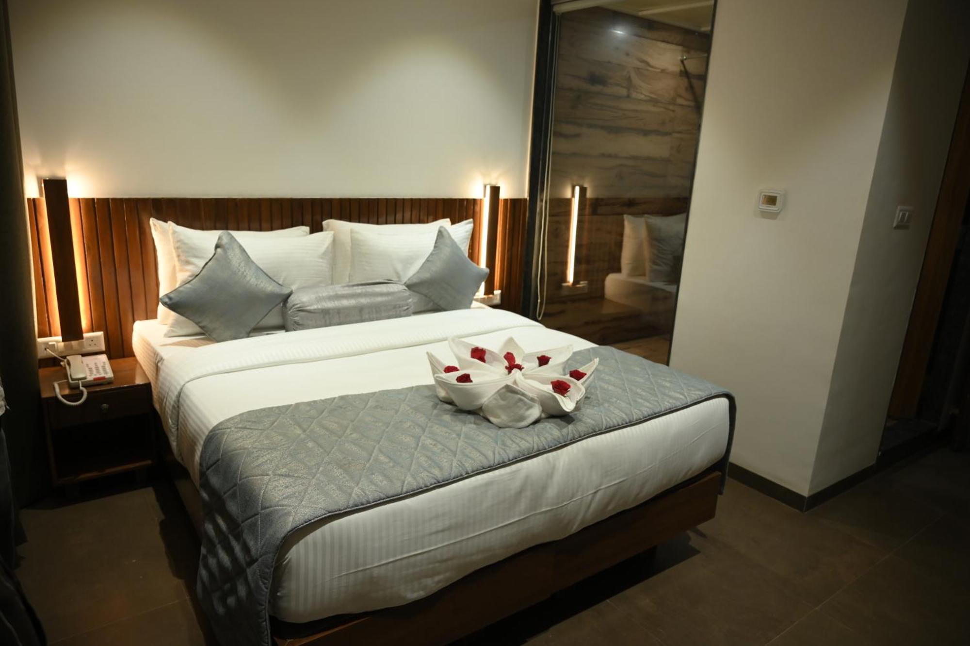 Mango Leaf Lake Resort Malkhed المظهر الخارجي الصورة