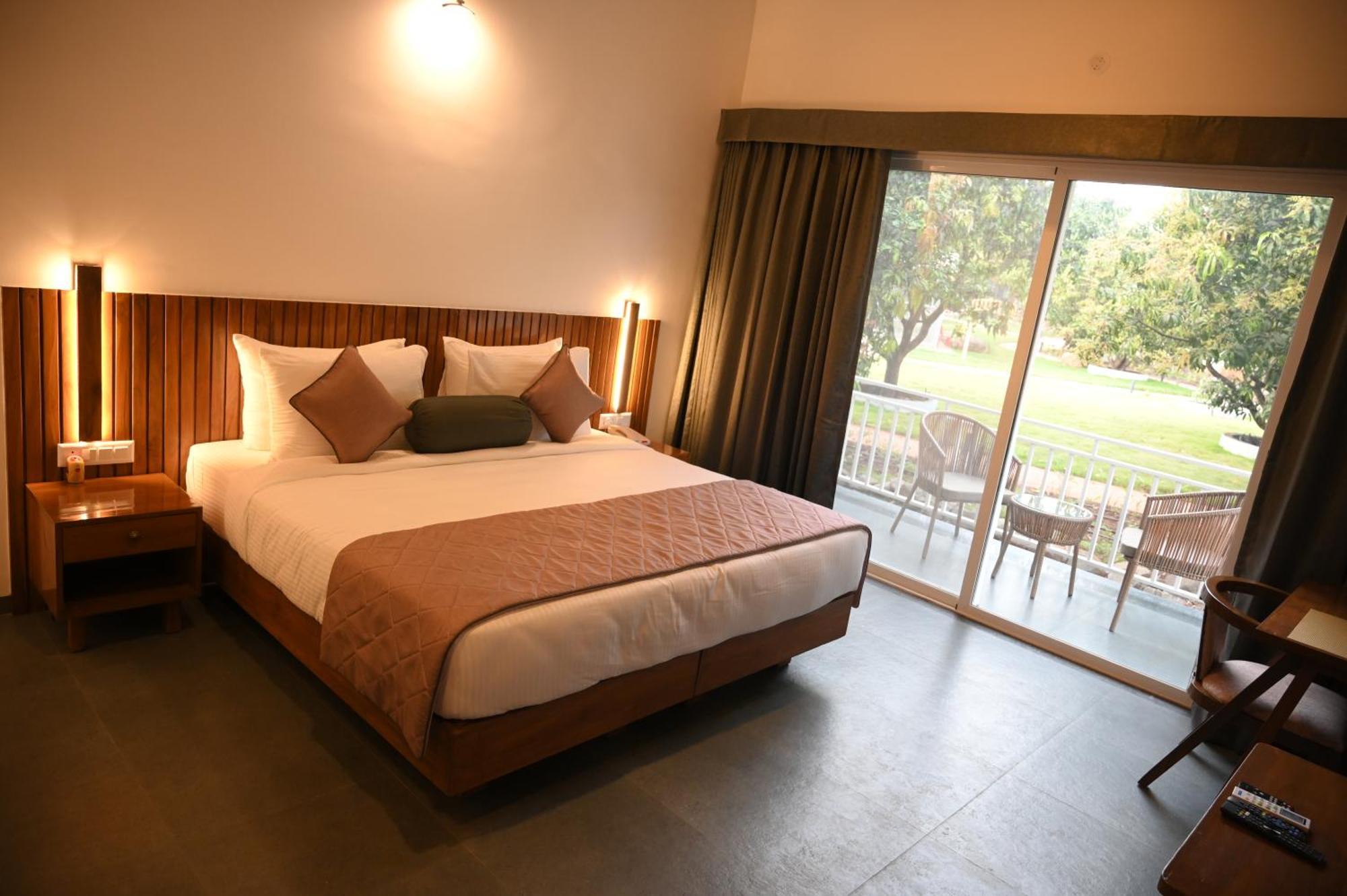 Mango Leaf Lake Resort Malkhed المظهر الخارجي الصورة